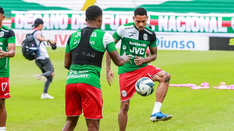 Marathón tiene la misión de ganar el título en el torneo de Apertura del centenario.