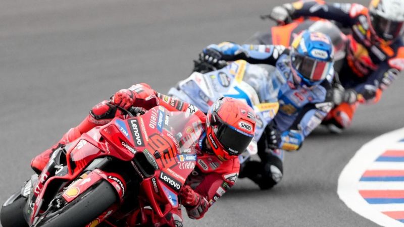 Marc Márquez ganó la carrera esprint del Gran Premio de Países Bajos, décima prueba del campeonato de MotoGP.