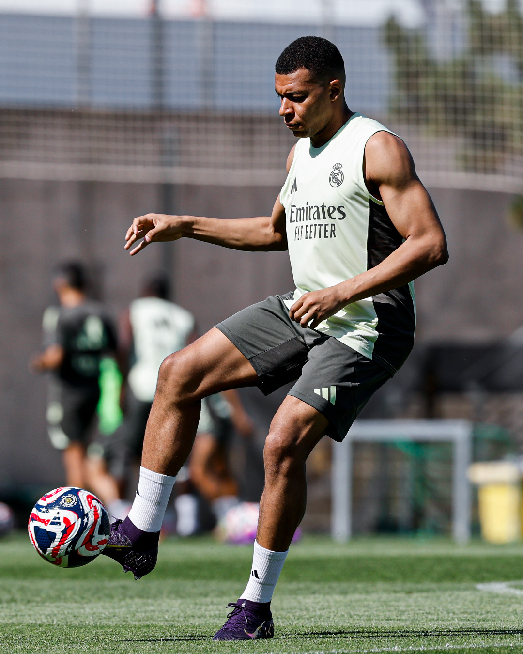 El francés Kylian Mbappé es duda para el siguiente partido contra el Pachuca.