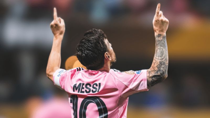 El astro argentino llegó a Miami como agente libre tras acabar contrato con el Paris Saint-Germain de Francia, su próximo rival en el Mundial de Clubes.