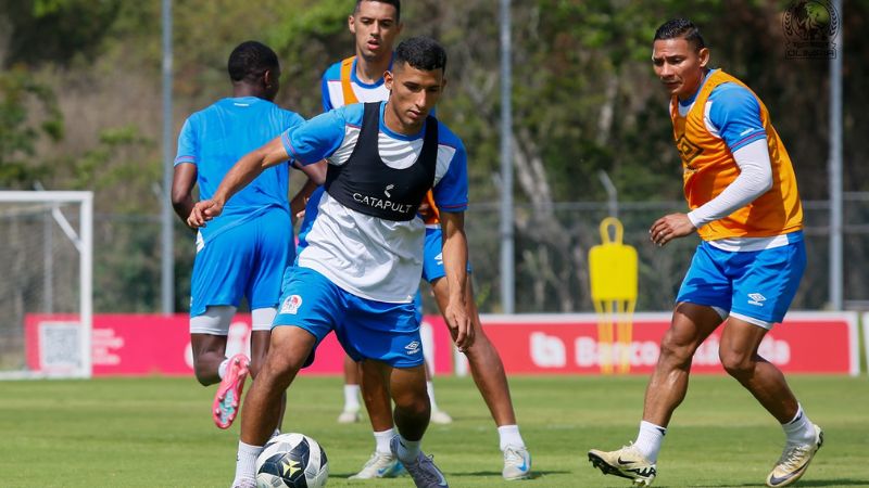 El Olimpia no termina de sorprender con las bajas y altas que está anunciando para la competencia venidera.