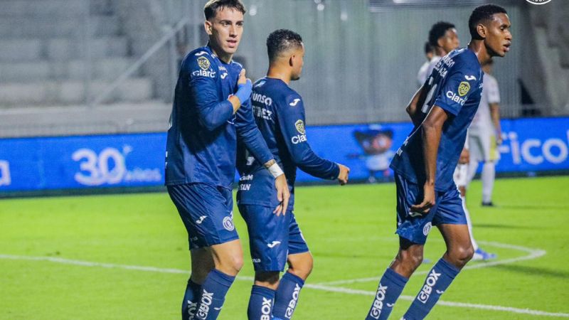 Rodrigo Auzmendi, de 24 años, no seguirá en Motagua al aceptar la propuesta del equipo Banfiled de la primera división de Argentina.
