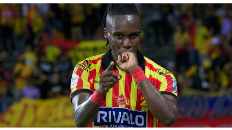 Rubilio Castillo anotó su segundo gol consecutivo con el Deportivo Pereira de Colombia.