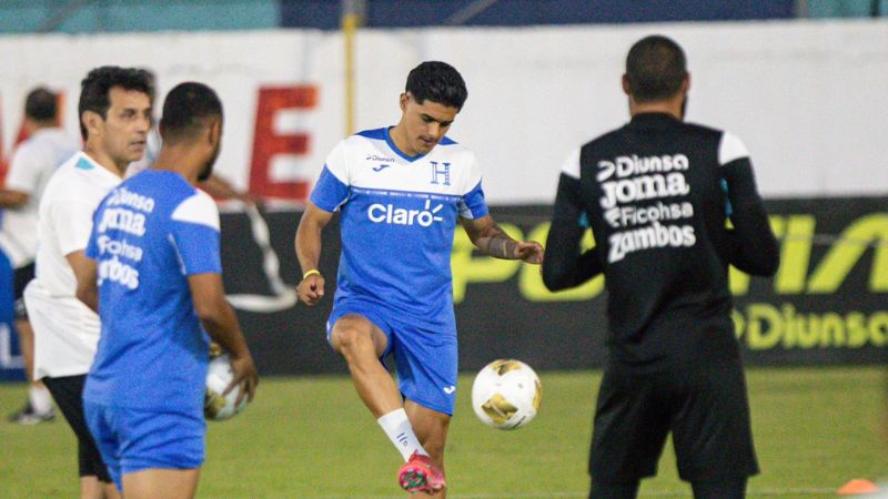 La Selección Nacional de Honduras ya entrena en Vancouver, Canadá.