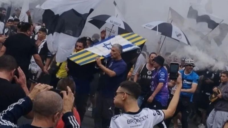 El club argentino, All Boys, terminó sancionado por conductas antisemitas de sus hinchas.
