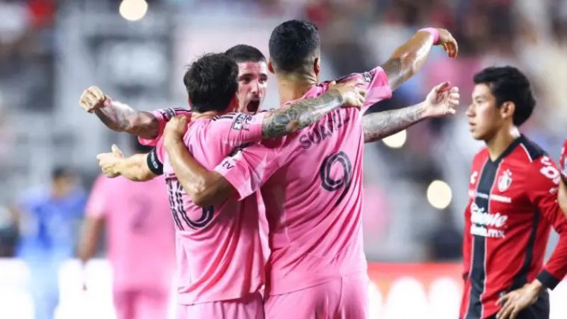 El mediocampista argentino, Rodrigo De Paul, debutó con el Inter Miami en la victoria 2 a 1 sobre Atlas.