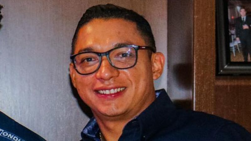 A Emilio Izaguirre no le preocupa haber perdido en el debut contra Génesis Policía Nacional.
