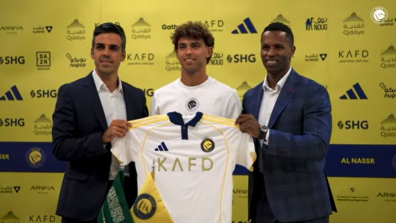 El portugués Joao Félix es presentado como nuevo jugador del equipo Al-Nassr de Arabia Saudita.