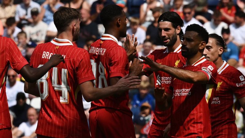 El Liverpool realizó un partido de preparación en honor a Diogo Jota.