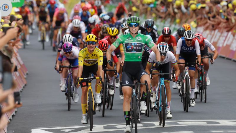 Es la segunda etapa consecutiva que gana la holandesa Lorena Wiebes en el Tour de Francia femenino.