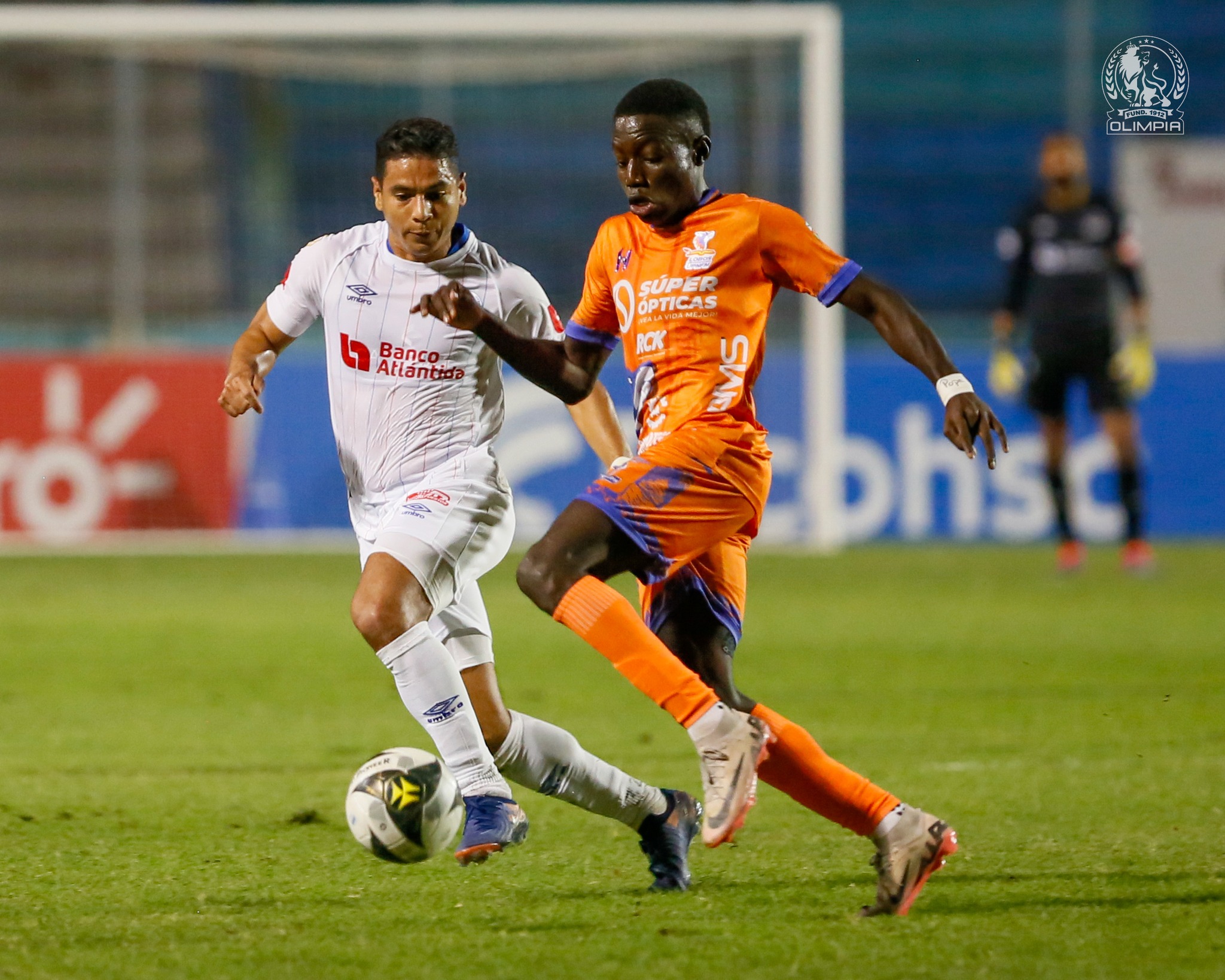 El calendario primeramente aprobado establecía en la primera jornada el duelo entre Olimpia y Lobos UPNFM.