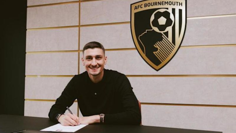 El Chelsea y el Bournemouth llegaron a un acuerdo para el traspaso del guardameta serbio, Djordje Petrovic.