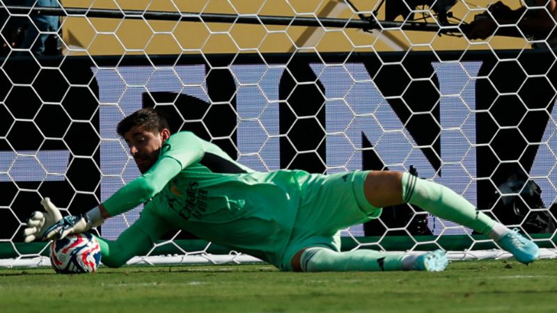 El portero del Real Madrid, Thibaut Courtois, es autocrítico y reconoce que tienen mucho que mejorar.