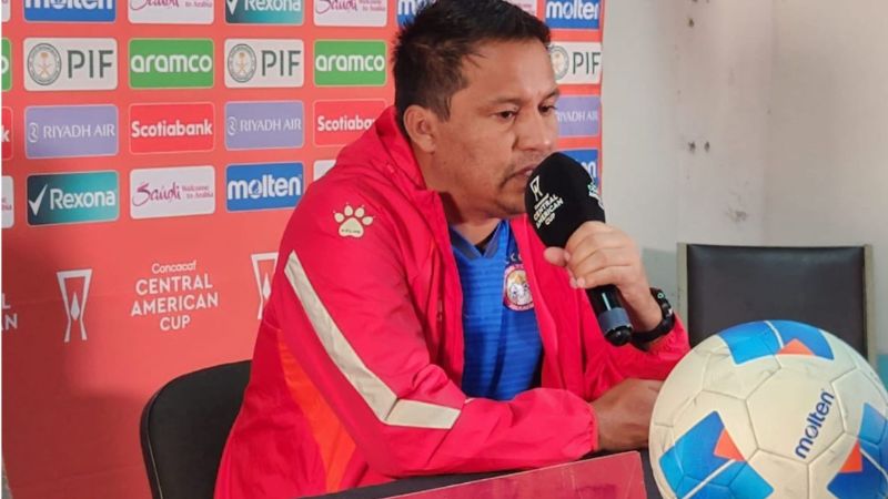 El técnico del Xelajú de Guatemala, Amarini Villatoro, asegura que están en Honduras por un buen resultado contra Olimpia.