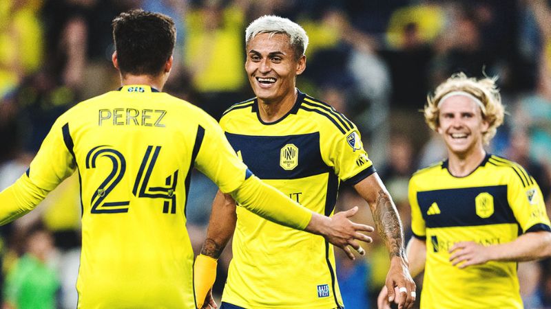 El hondureño Andy Najar aseguró 12 meses más de contrato con el equipo Nashville SC de la MLS.