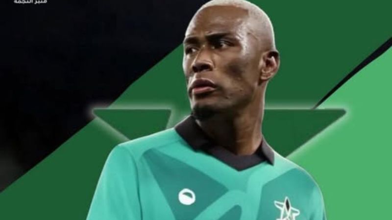 El volante de contención hondureño, Deiby Flores, fue presentado oficialmente por el equipo Al-Najma SC de Arabia Saudita.