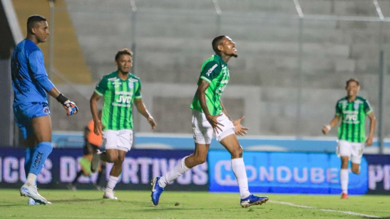 El defensa Henry Figueroa es uno de los jugadores de Marathón involucrados en el incidente con los árbitros previo al partido contra Motagua.