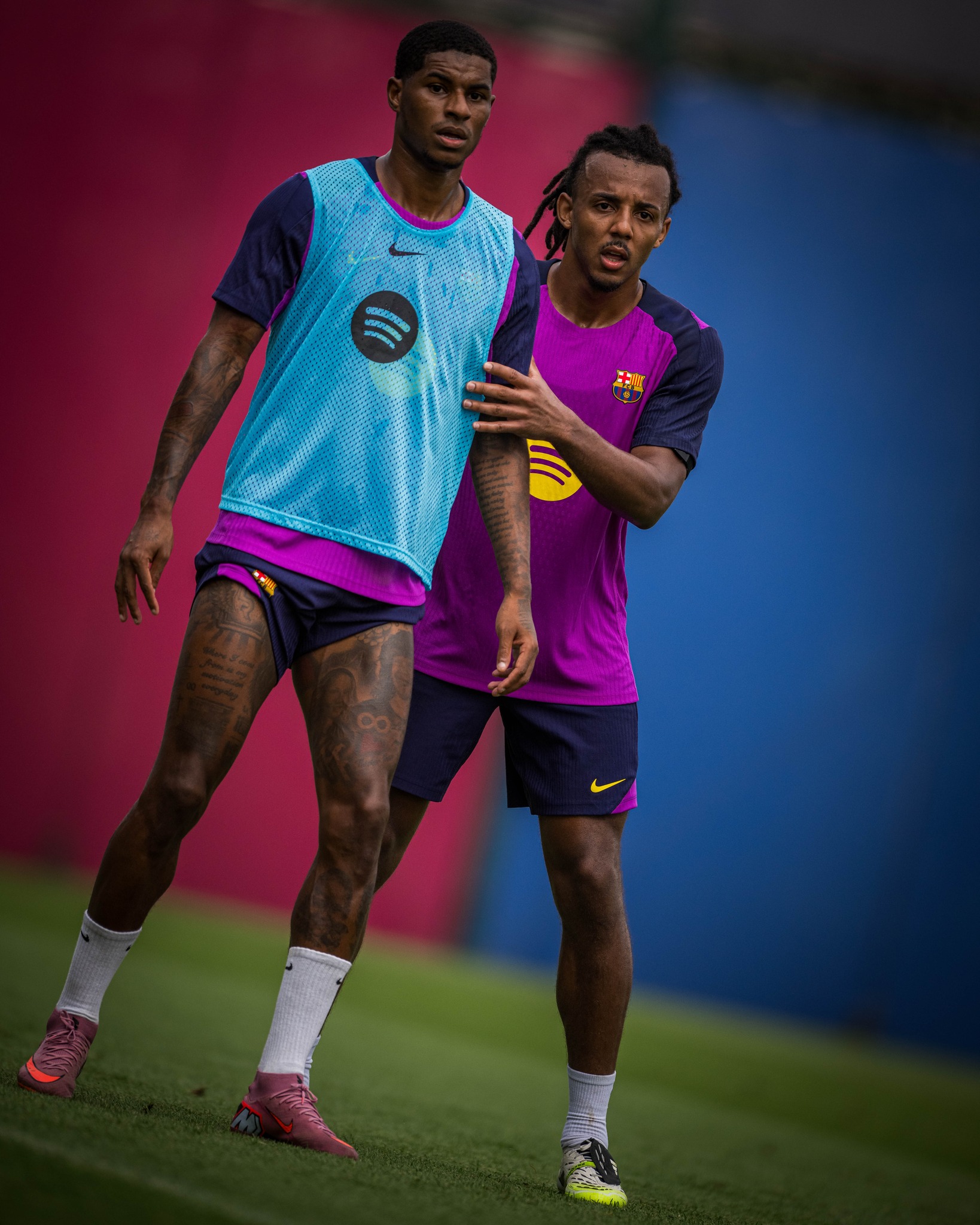 Jules Koundé no mira como una obsesión ganar la Liga de Campeones.