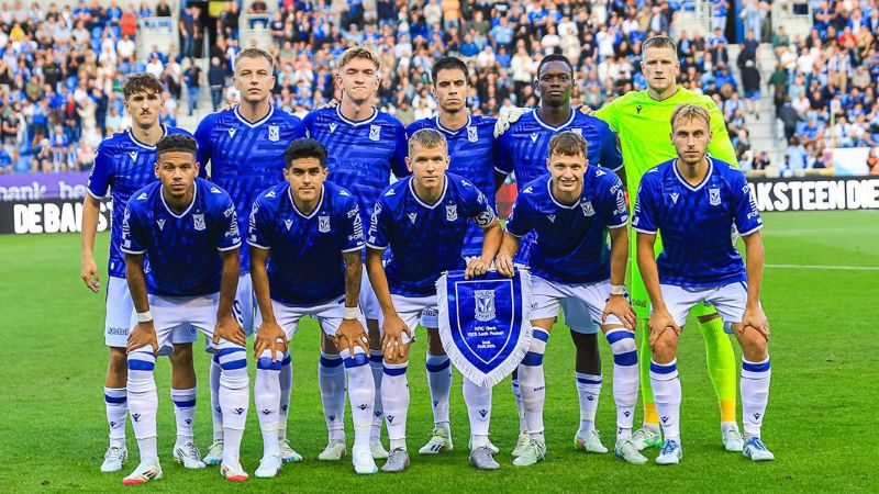 El equipo Lech Poznan, donde juega el hondureño, Luis Palma, tendrá que buscar el título en la Conference League.