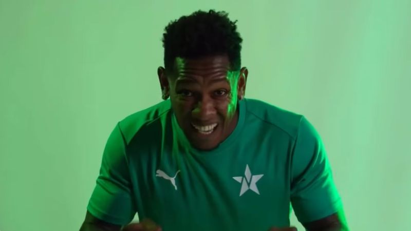 El "Romántico" Romell Quioto seguirá en el fútbol árabe, pero ahora en primera división.