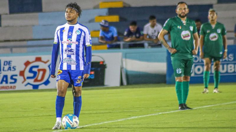 El Victoria terminó de decepcionar en el pasado partido contra el Platense.