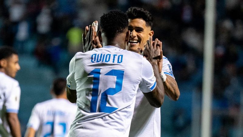 Honduras celebra en el liderato del Grupo C de la última fase clasificatoria al Mundial de 2026.